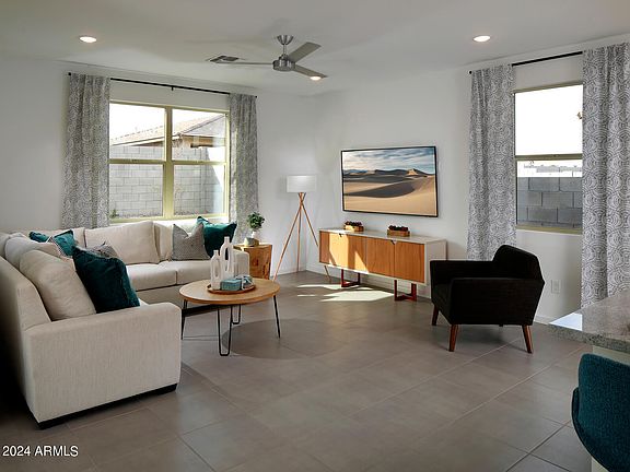 5th image of 15988 W HONEYSUCKLE Drive
