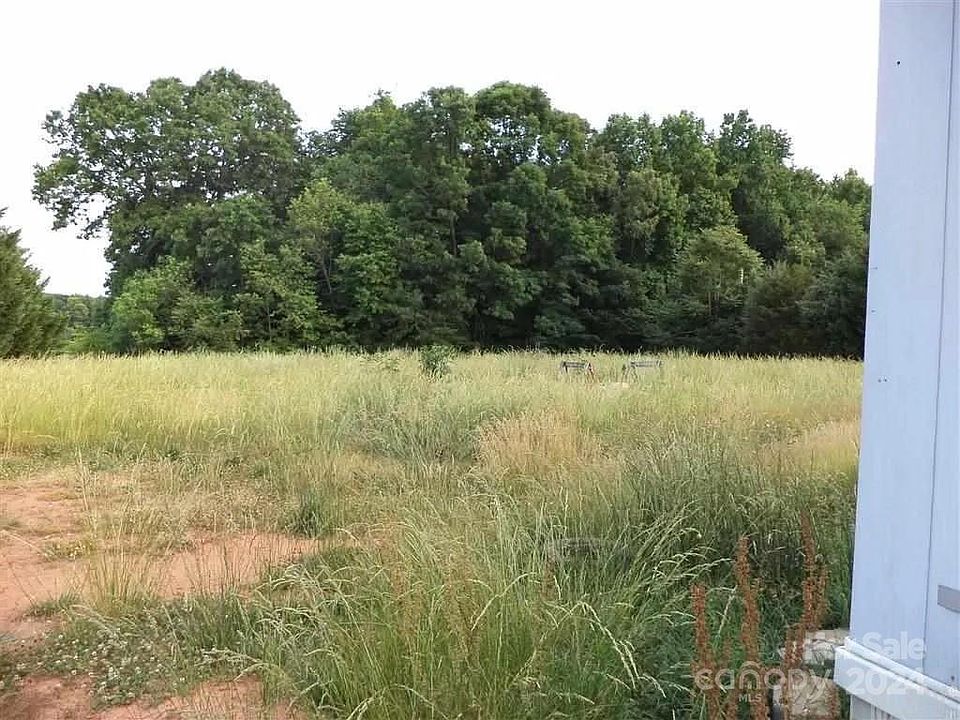 2nd image of 4512 Ritchie Rd