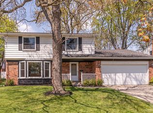 1698 Gloucester St, Plymouth, MI 48170