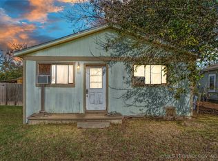 511 E Buffalo St S, Kellyville, OK 74039