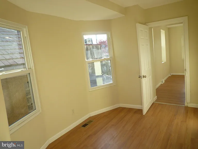 504 S Washington St — Photo 25