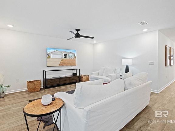 5th image of 23901 Veranda Cir