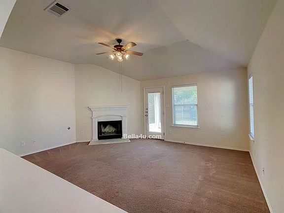5th image of 1413 Rainbow Parke Dr