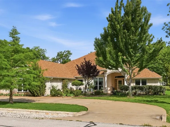 6008 Nutcracker Dr, Granbury, TX 76049