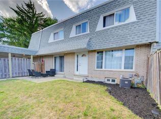 14 Williamsburg Rd #47, Kitchener, ON N2E1W1
