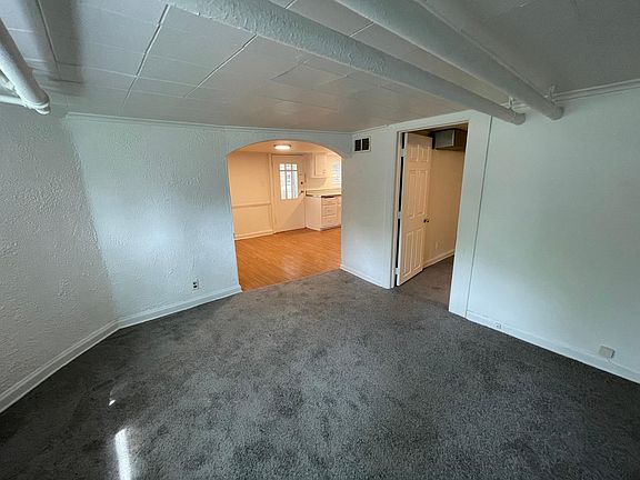 4th image of 5248 W Melrose St APT G