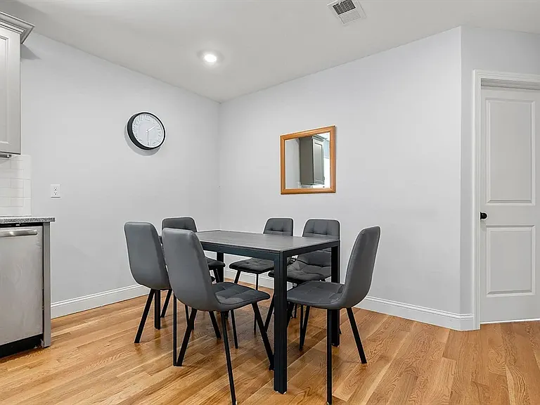 41 Horace St — Photo 7