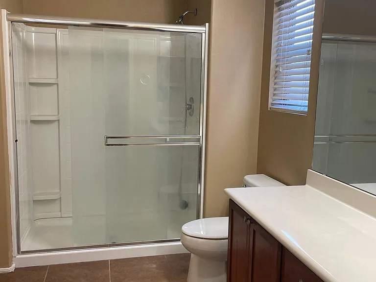 En Suite Master Bathroom
