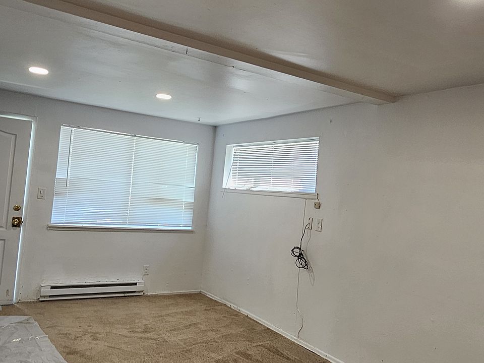 Another view of the living room.