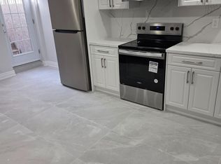 1607 Sandhurst Cres #BASEMENT, Pickering, ON L1V 6W2