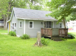 N6817 Walnut Rd, Elkhorn, WI 53121
