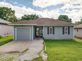2715 N Pierce Ave, Springfield, MO 65803