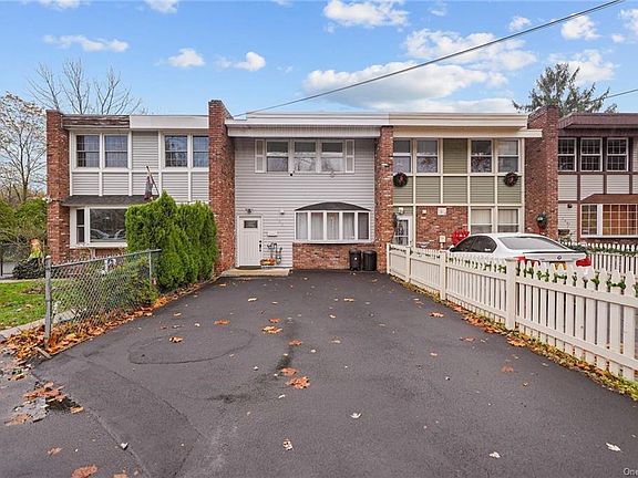 2nd image of 134 Halgren Cres