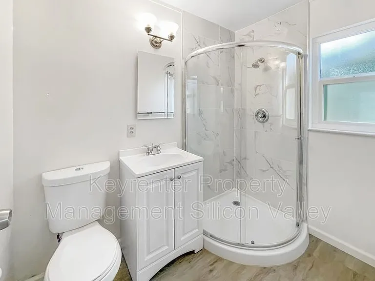 6772 John Dr — Photo 8