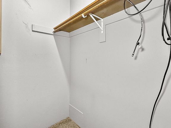 5th image of 813 N 14th St #3