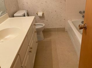 8567 E Orford Rd, Stockton, CA 95215