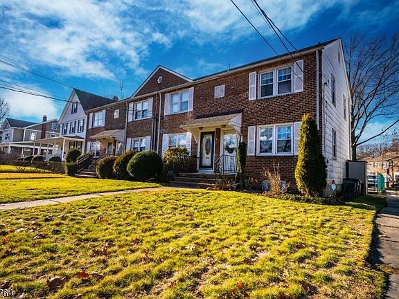 2nd image of 90 Centennial Ave