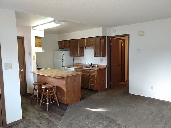 3rd image of 1517 Baker St