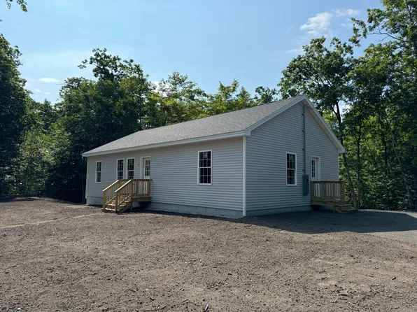 5 Allaire Drive, Limerick, ME 04048