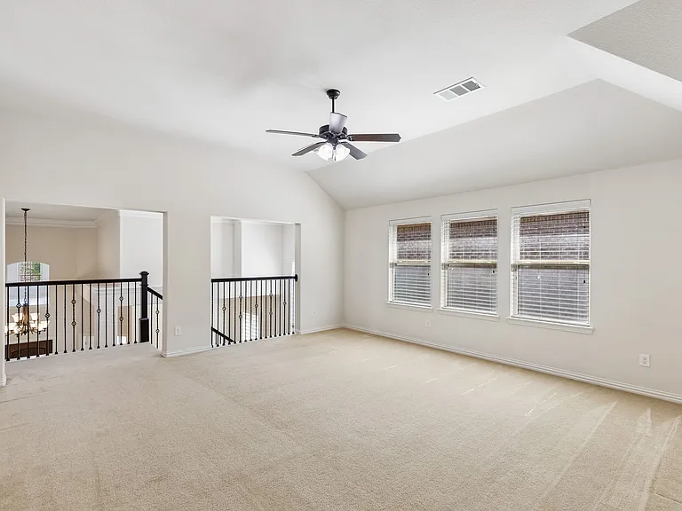 408 Vine St — Photo 18