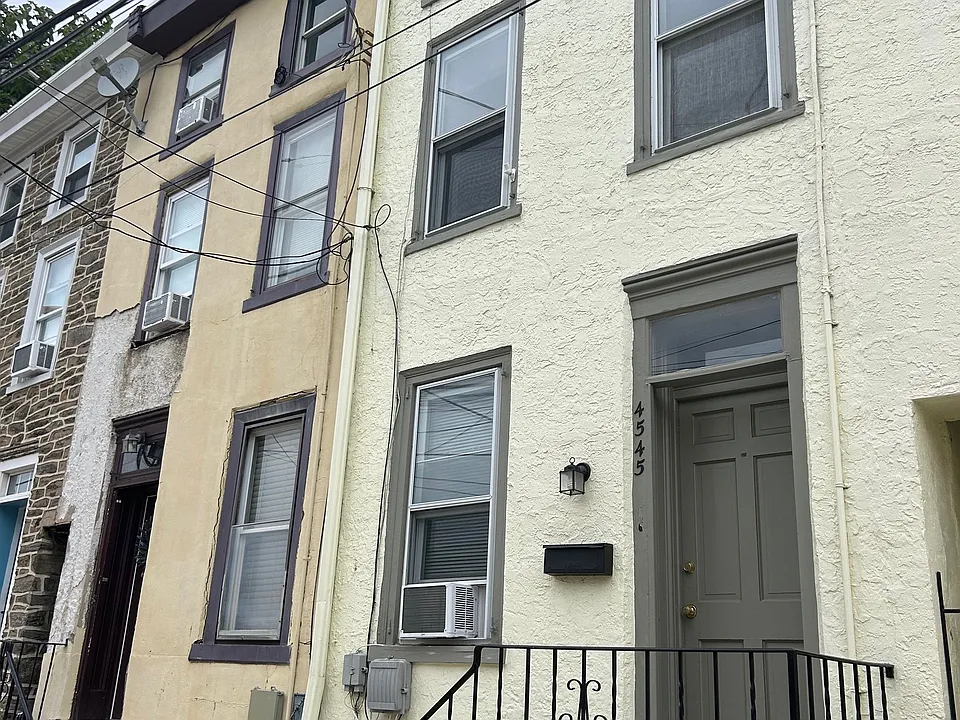 4545 Baker St