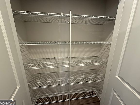 5th image of 5193 Longview Run