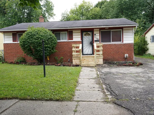 633 W Bundy Ave, Flint, MI 48505