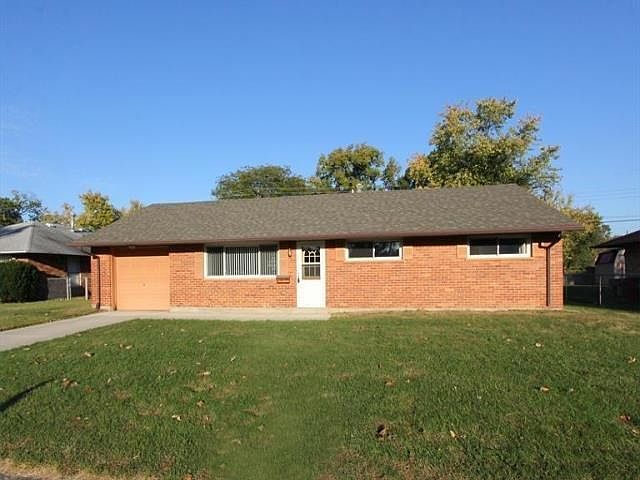 1st image of 3879 Waterbury Dr