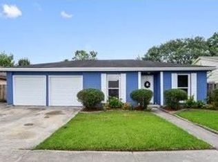 1471 Flamingo Rd, Gretna, LA 70056