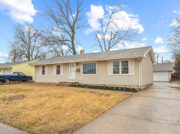 804 N Ponca Dr, Independence, MO 64056