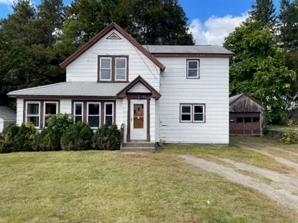 4 Cross St, South Grafton, MA 01560