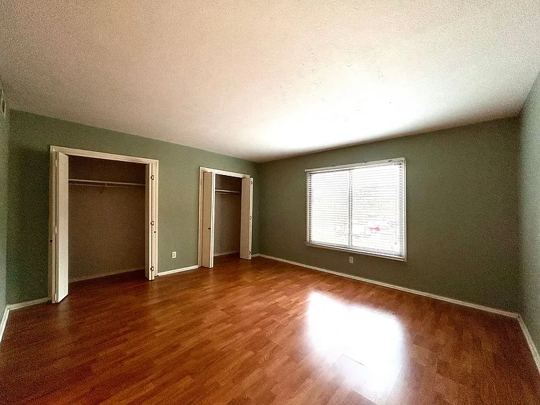 505 W 7th St #207 — Photo 8