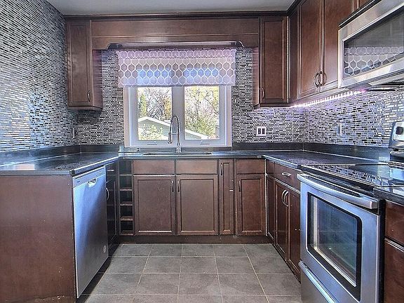 3rd image of 11511 135th St NW