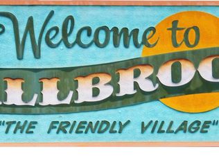 827 Willow Tree Ln, Fallbrook, CA 92028