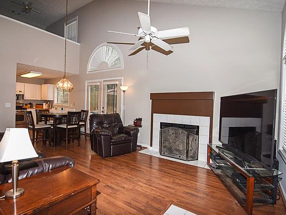 4th image of 1112 Britley Park Ln
