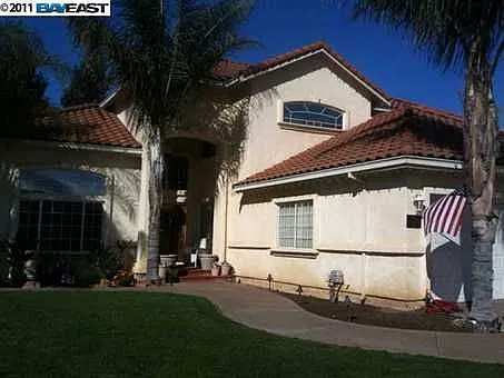 1953 Chardonnay Ct photo 1