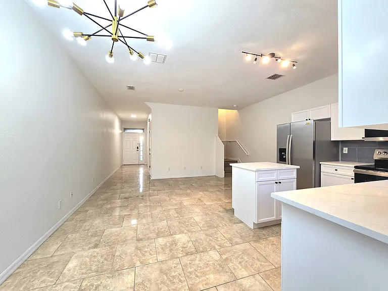 13241 Opal Ct — Photo 6