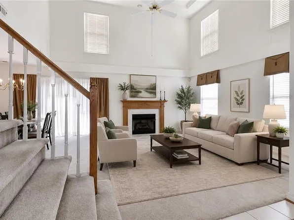 135 Waters Edge Dr, Williamsburg, VA 23188