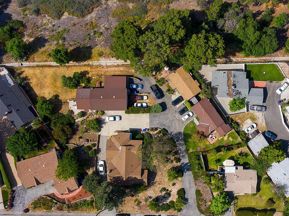 1st image of 2828 Altura Ave