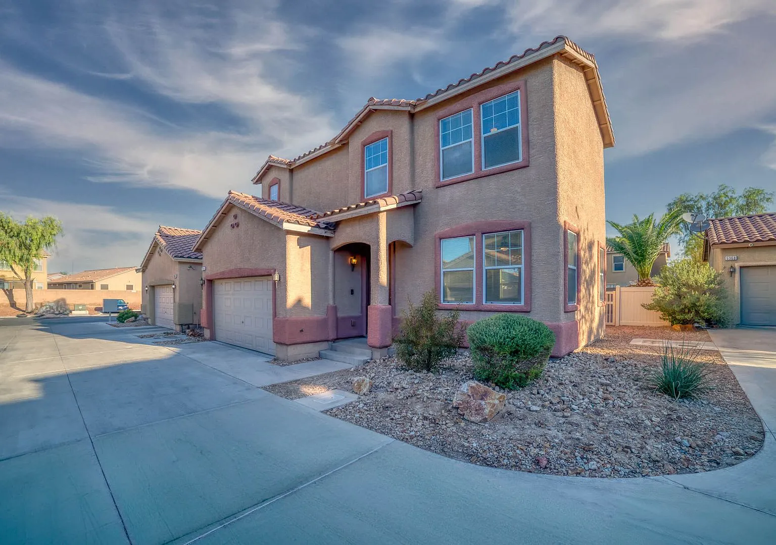 Move In Ready 3-Bedrooms 2-Baths 2-Car Garage Home! — Photo 2