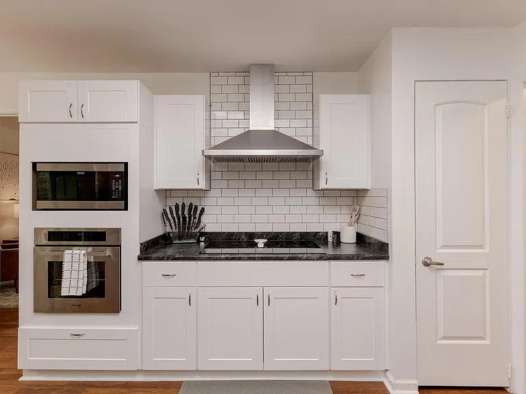 Large Fully equipped Kitchen