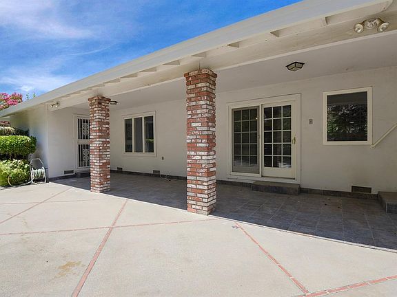 3rd image of 1410 El Sereno
