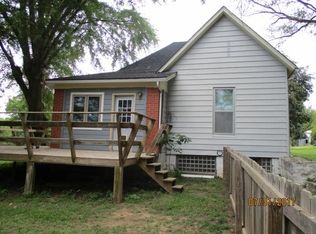 811 Clifton Heights Cir, New Franklin, MO 65274