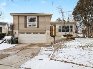 9330 Murray Ct, Morton Grove, IL 60053