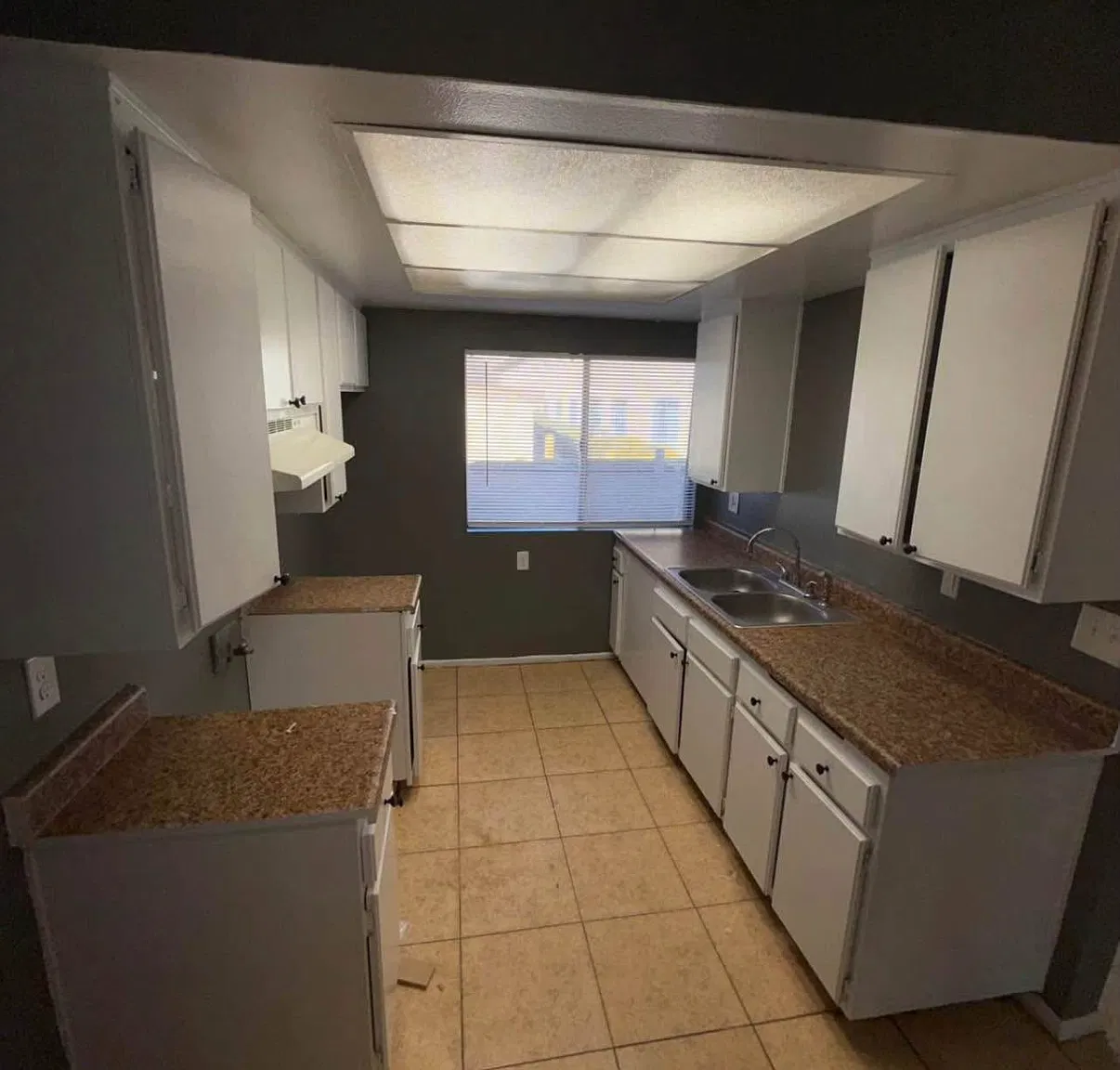 2 bed, 1100 sqft, $1,650 — Photo 4