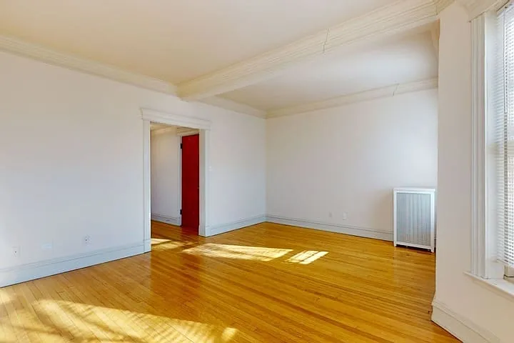 5623 S. Dorchester — Photo 11
