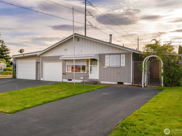 7052 S I Street, Tacoma, WA 98408