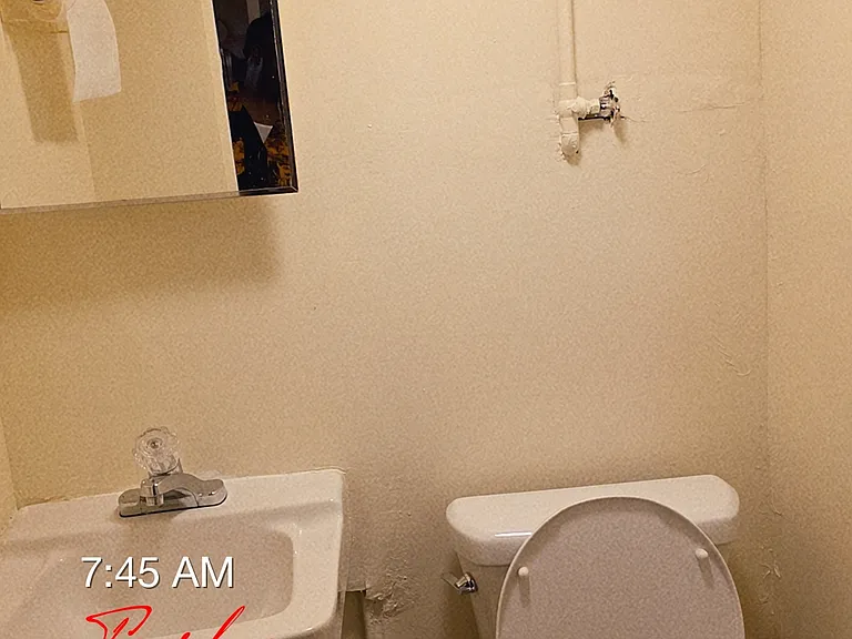 938 N Franklintown Rd — Photo 37