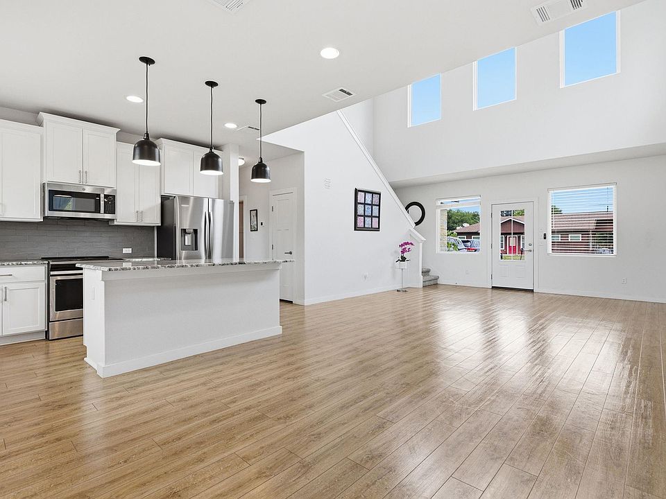 1st image of 103 Waianae Ct