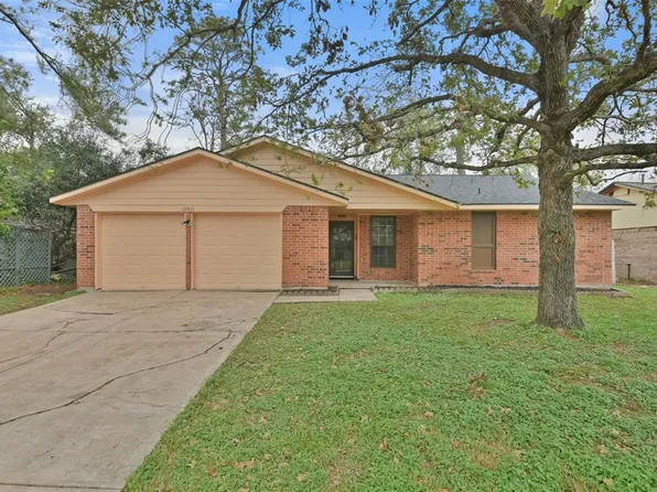 12211 Crystalwood Drive, Houston, TX 77013